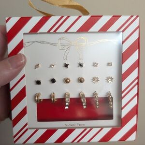 3/$15 New Earring Gift Set